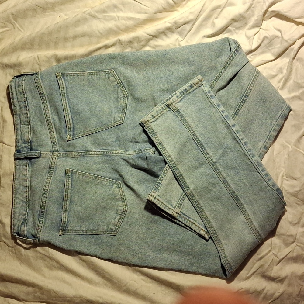 Universal Thread Jeans - Picture 2 of 2
